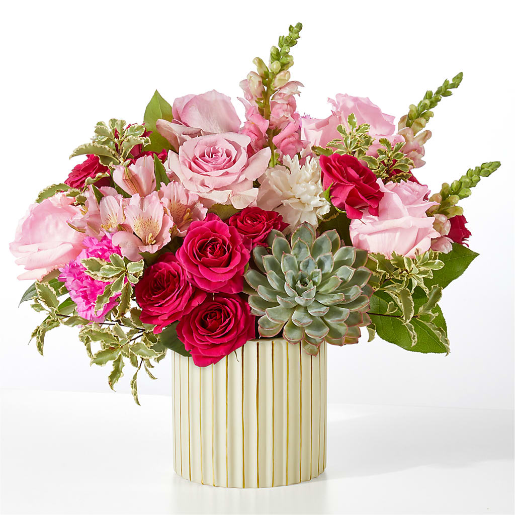 Magenta Musings Bouquet – Double D Flower Shop, Mercedes TX