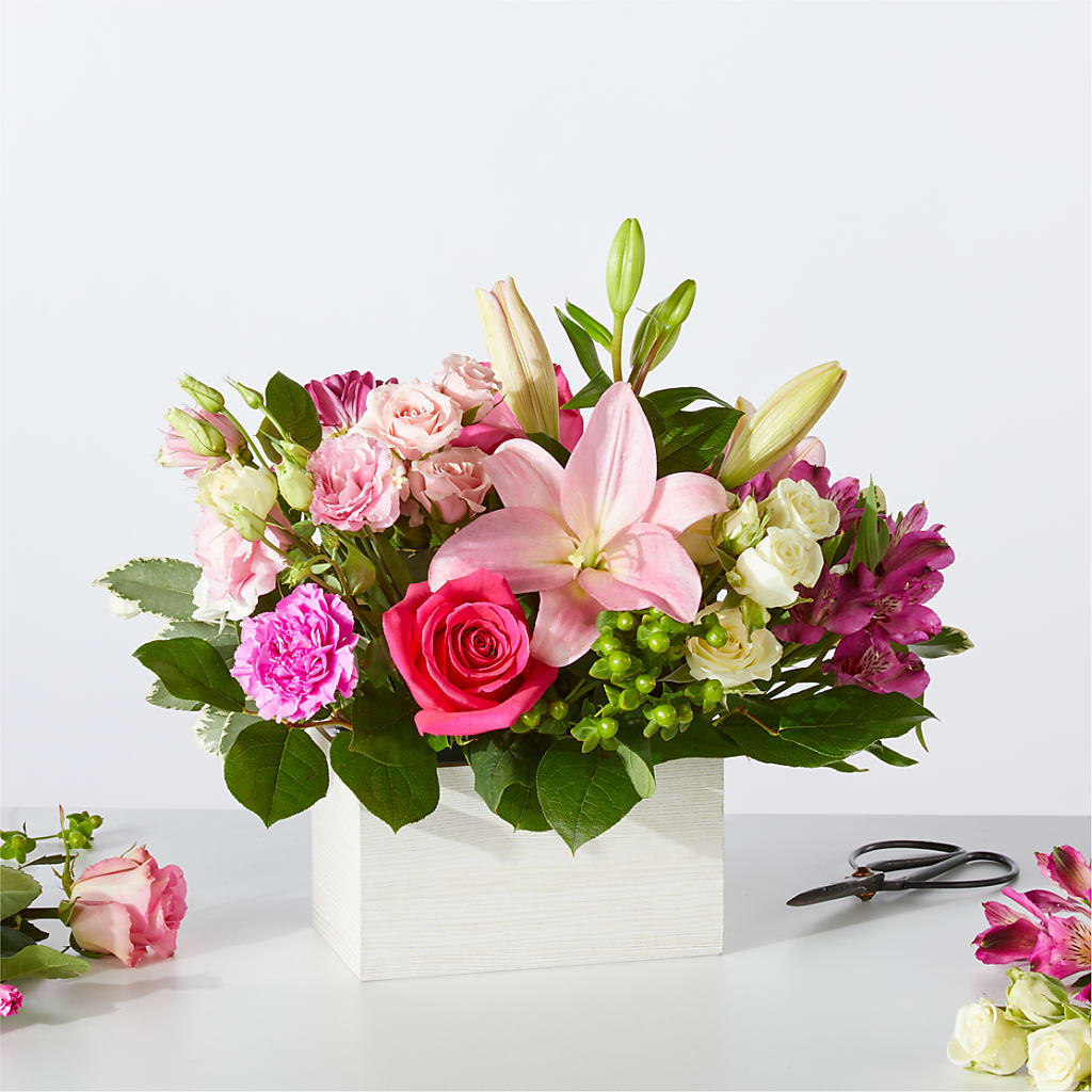 Sweetberry Box – A Florist Original – Double D Flower Shop, Mercedes TX