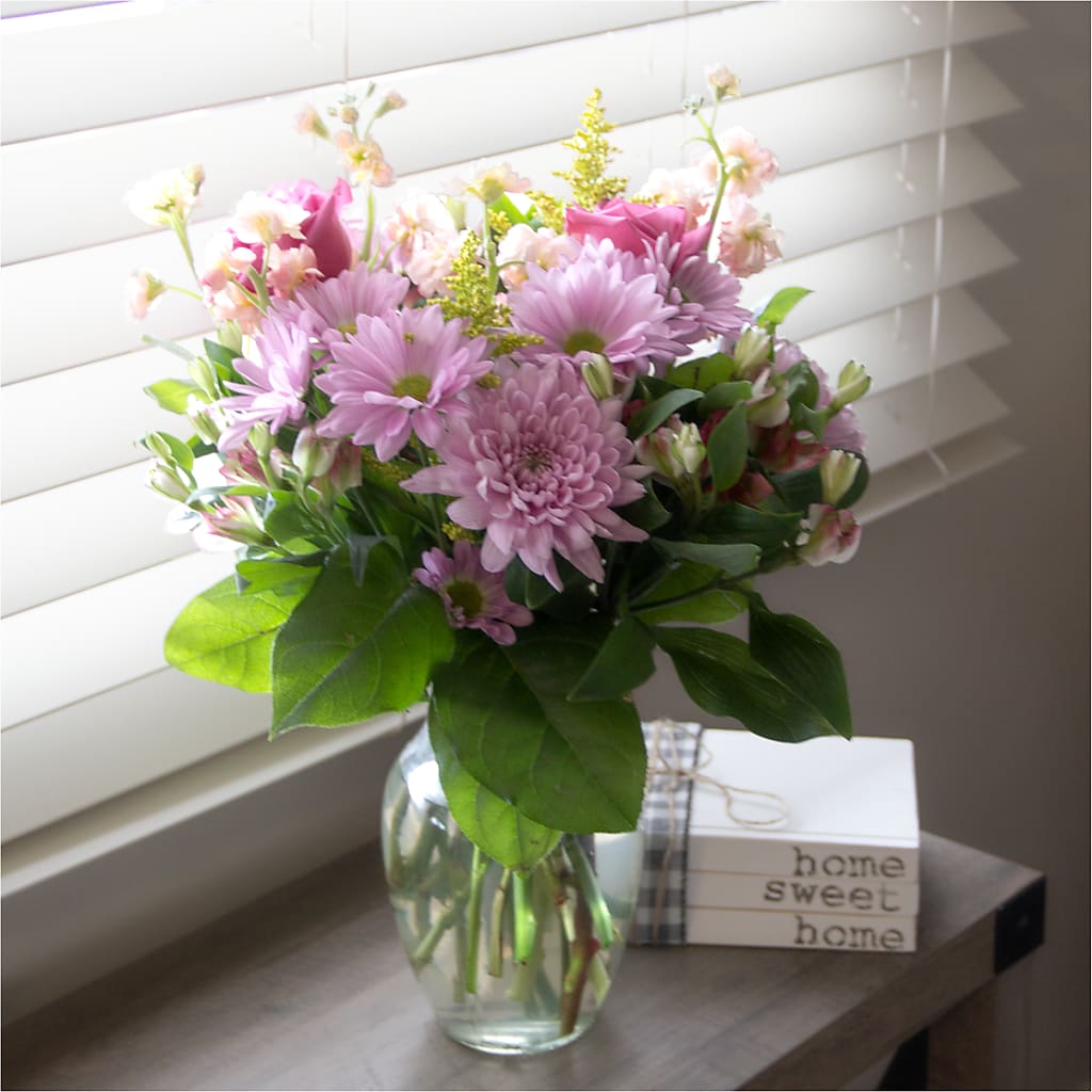 Pastel Tradition - A Florist Original – Double D Flower Shop, Mercedes TX