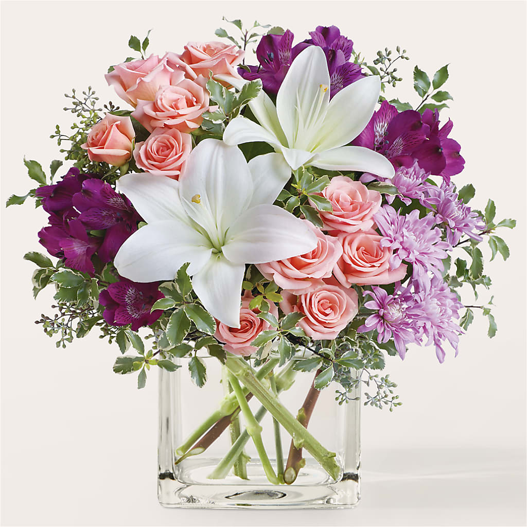 Mani Pedi Bouquet – Double D Flower Shop, Mercedes TX
