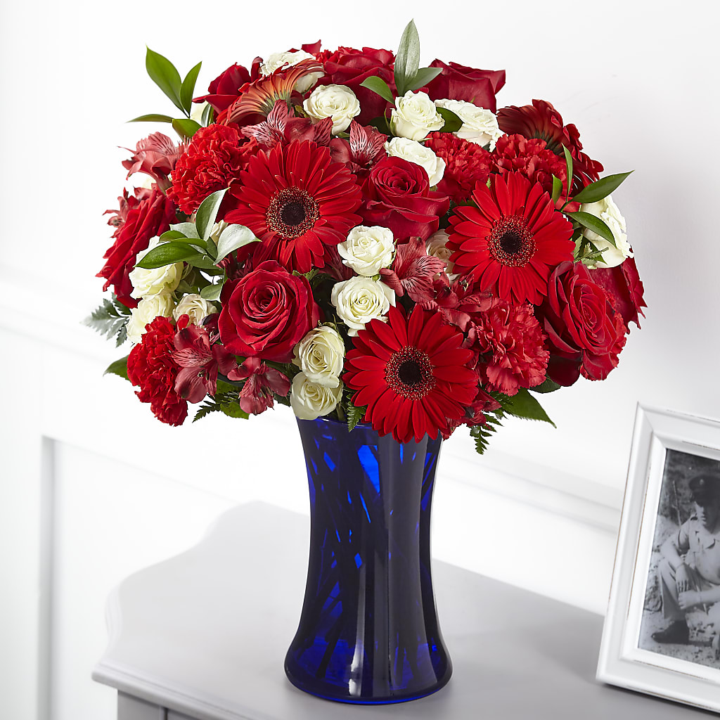 Hearts Embrace Bouquet – Double D Flower Shop, Mercedes TX