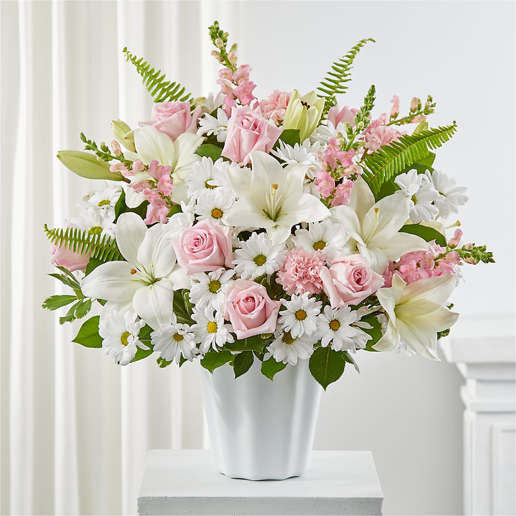 Soft Touch Tabletop Basket – Double D Flower Shop, Mercedes TX