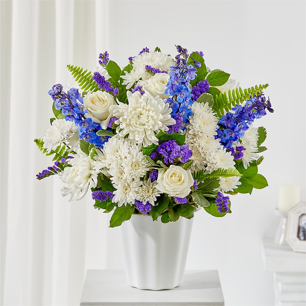 Hold Dear Tabletop Basket – Double D Flower Shop, Mercedes TX