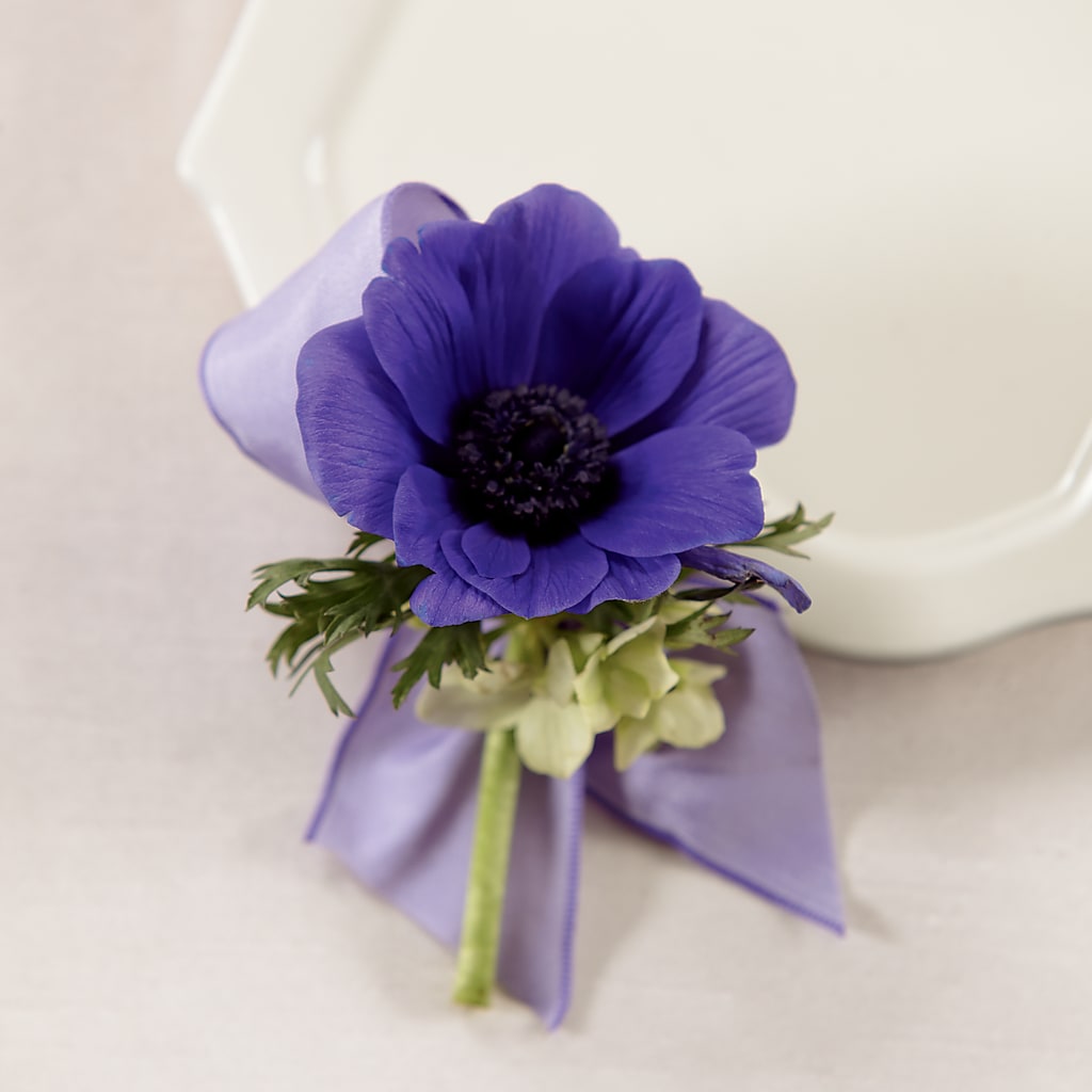 Purple Passion Boutonniere – Double D Flower Shop, Mercedes TX
