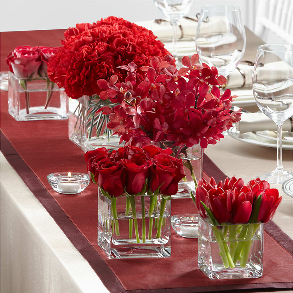 Modern Grace Centerpiece – Double D Flower Shop, Mercedes TX