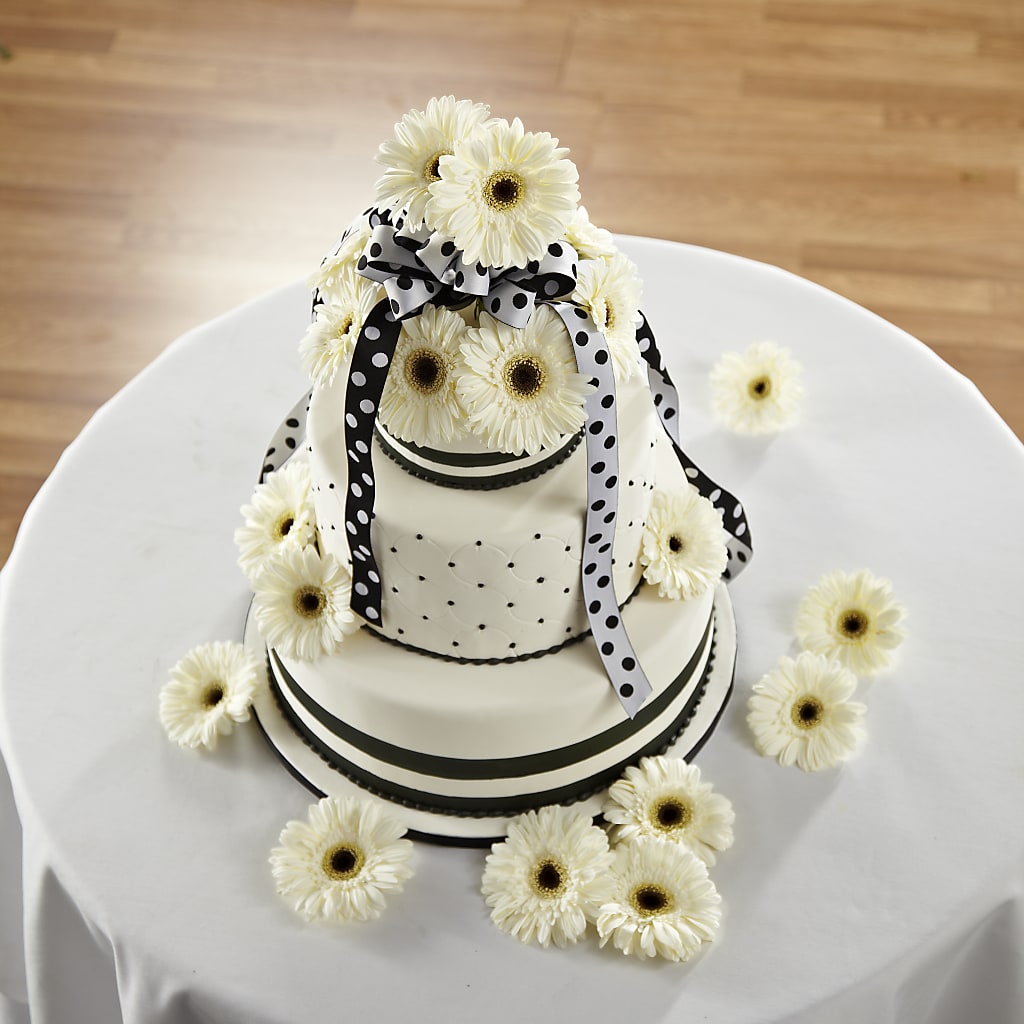 Simple Sophistication Cake Décor – Double D Flower Shop, Mercedes TX