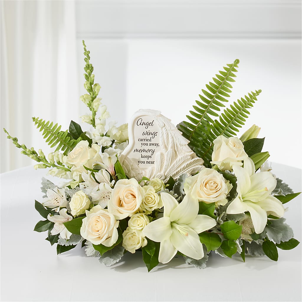 Holding You Close Arrangement –  Double D Flower Shop, Mercedes TX