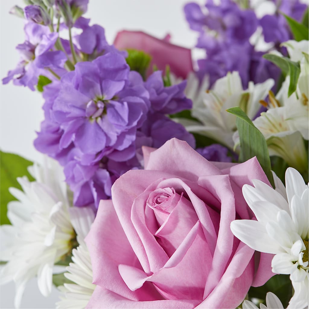 Garden of Peace Bouquet –  Double D Flower Shop, Mercedes TX