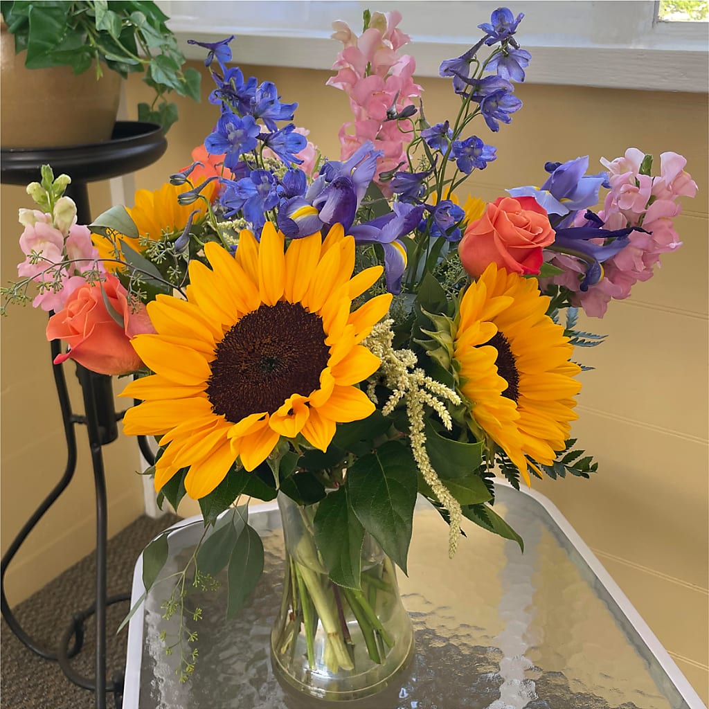 Rays of Life Bouquet –  Double D Flower Shop, Mercedes TX