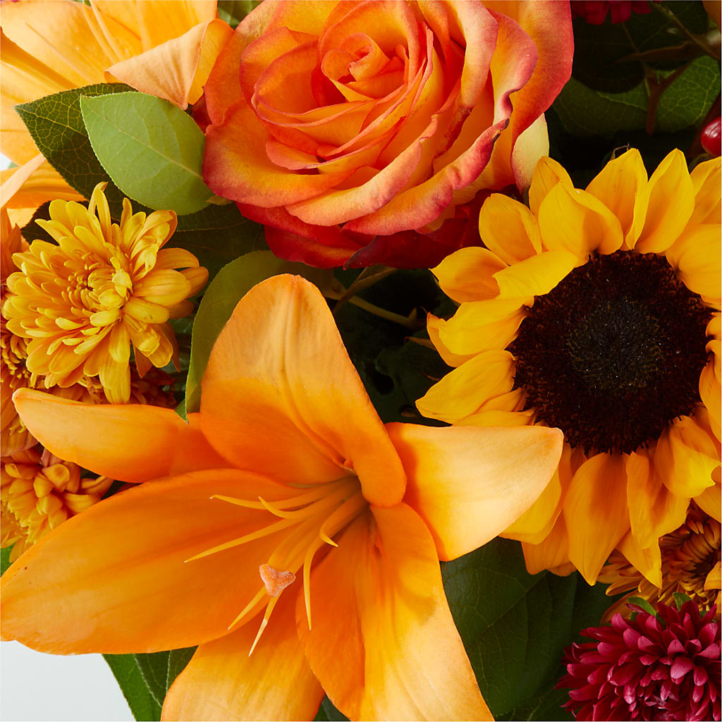 Grateful Centerpiece –  Double D Flower Shop, Mercedes TX