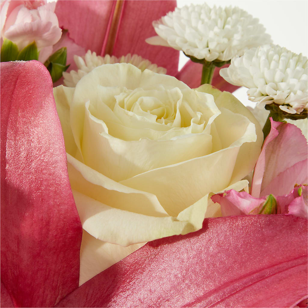 Piece of Cake Bouquet –  Double D Flower Shop, Mercedes TX