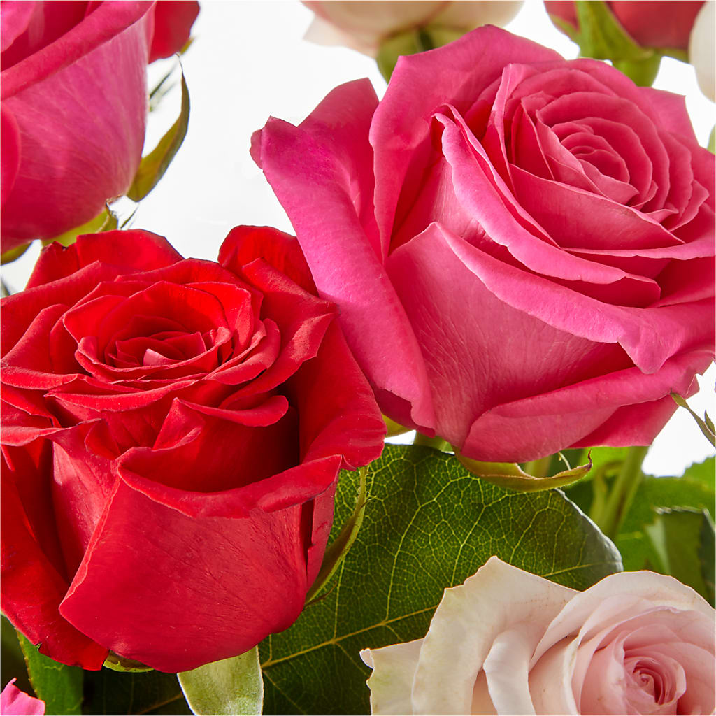 Charming Rose Bouquet –  Double D Flower Shop, Mercedes TX