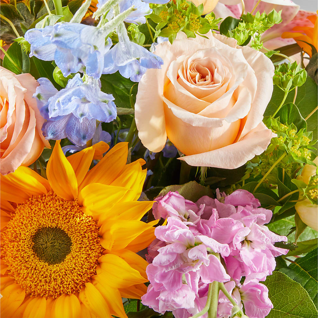 Dreamy Meadows Bouquet –  Double D Flower Shop, Mercedes TX