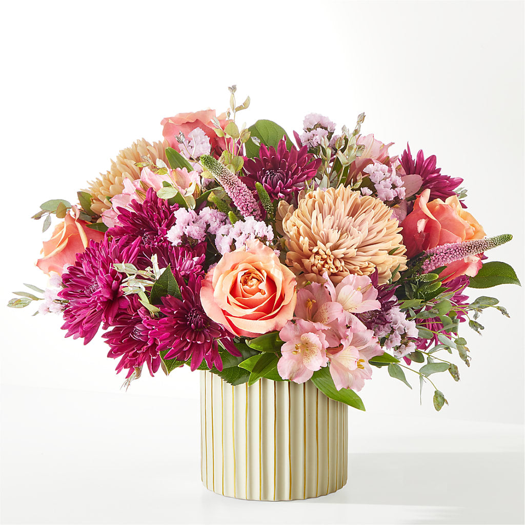 Berry Cobbler Bouquet with Ivory Vase –  Double D Flower Shop, Mercedes TX