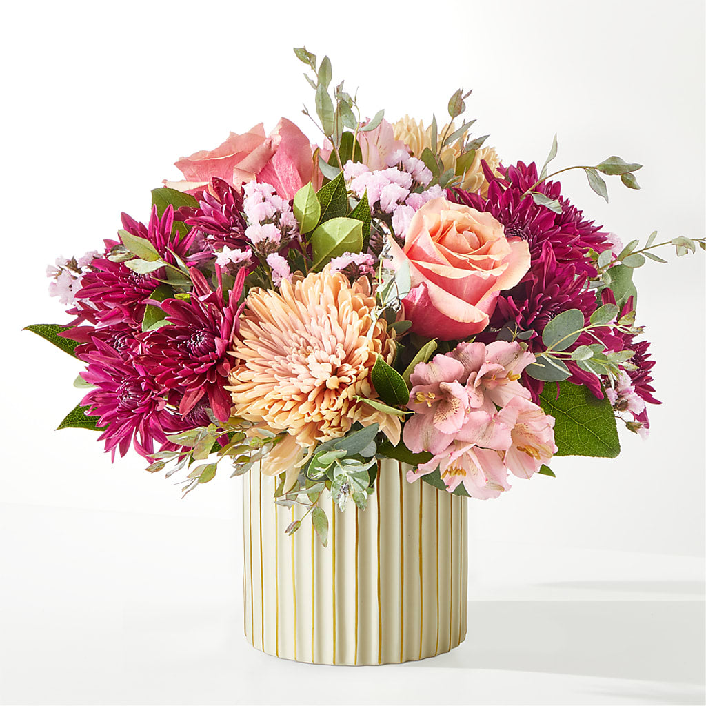 Berry Cobbler Bouquet with Ivory Vase –  Double D Flower Shop, Mercedes TX