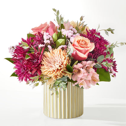 Berry Cobbler Bouquet with Ivory Vase –  Double D Flower Shop, Mercedes TX