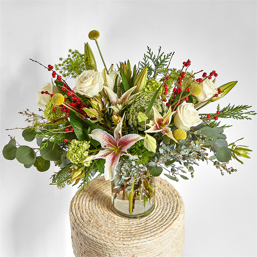 Berry & Bright Bouquet –  Double D Flower Shop, Mercedes TX