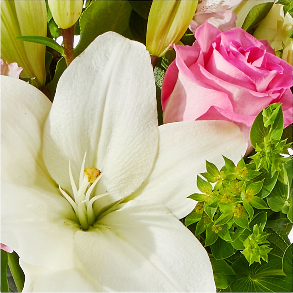 Fondly Bouquet –  Double D Flower Shop, Mercedes TX