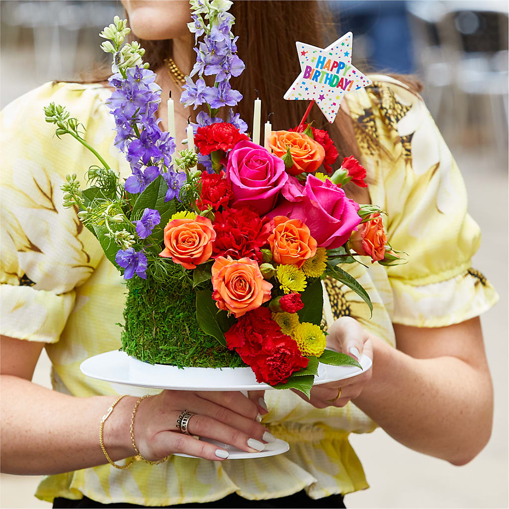 Best Year Yet Floral Cake –  Double D Flower Shop, Mercedes TX