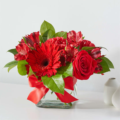 Red Hot Bouquet –  Double D Flower Shop, Mercedes TX